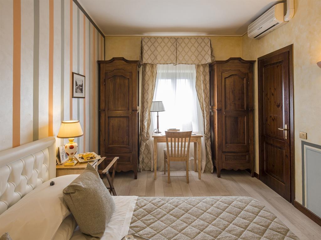 Il Melograno Agriturismo & Spa Pianello  Værelse billede